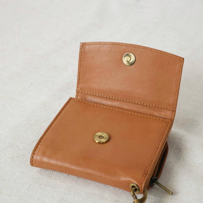 Leather Wallet Wristlet: Black