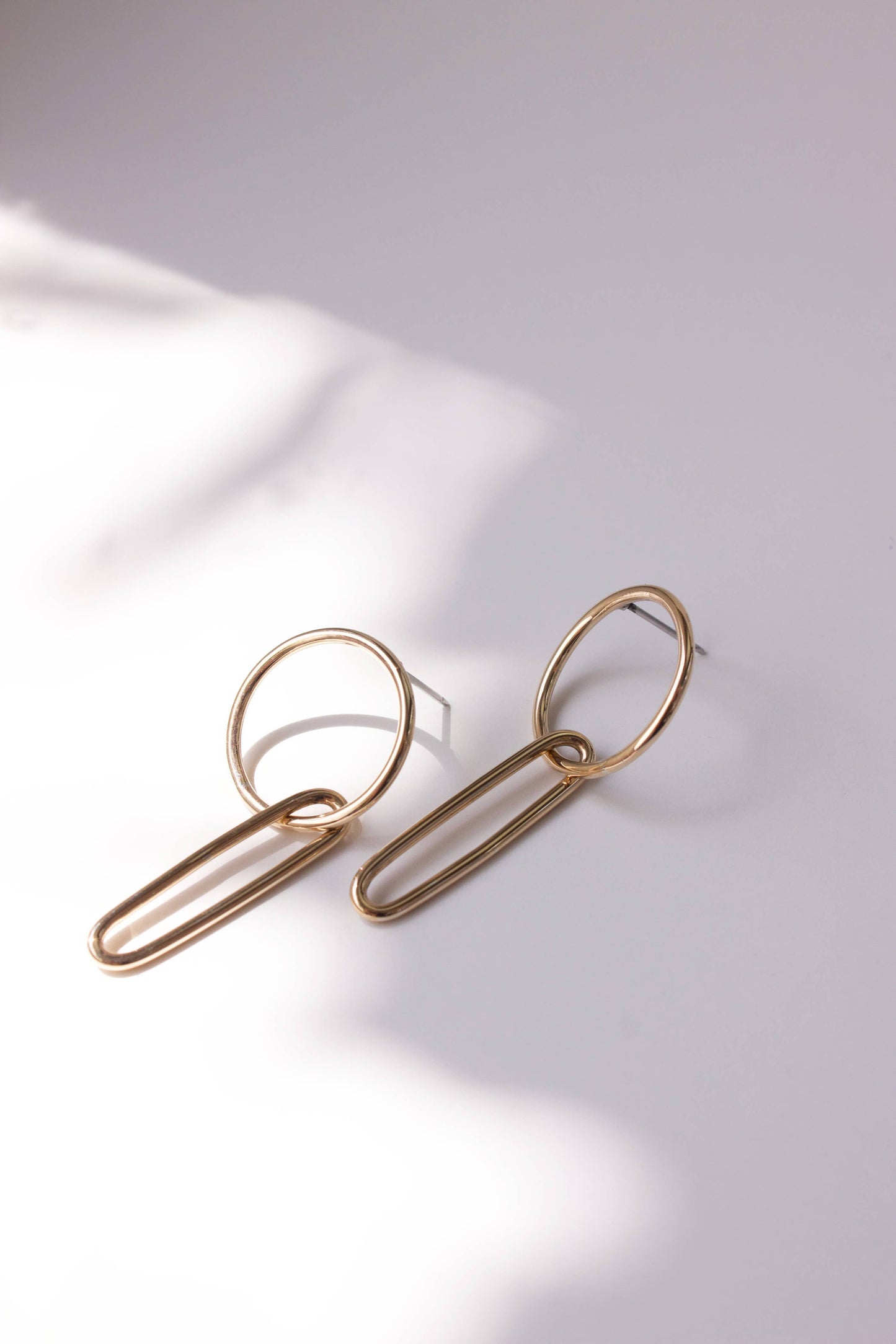 Circle Link Earrings: 14K Gold Fill