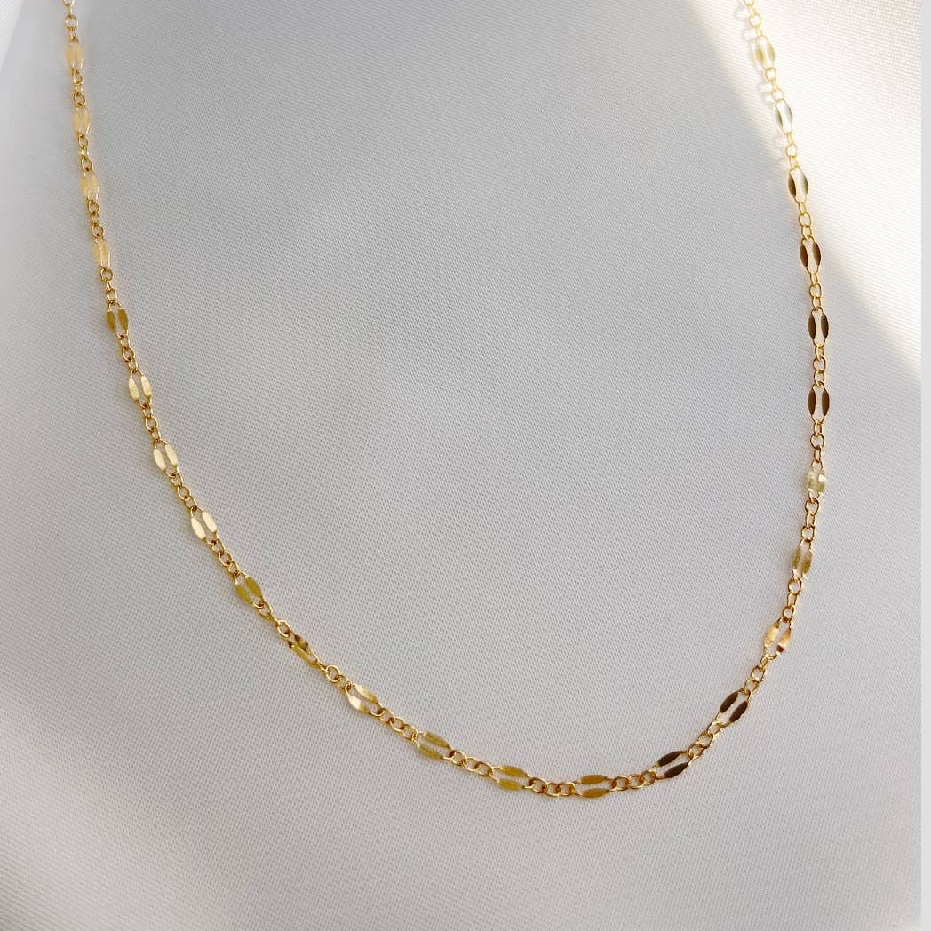 Kamryn Dapped Sequin Necklace Gold Filled: 16”