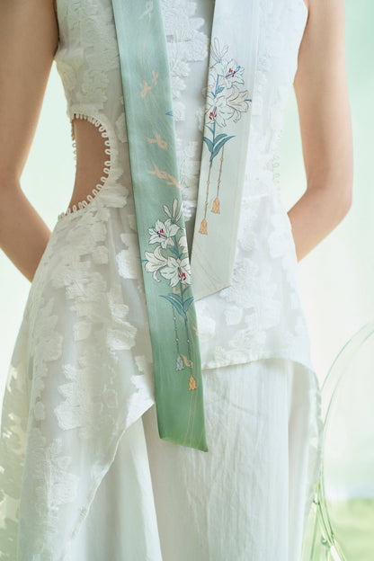 Lily Silk Twilly Scarf: Green