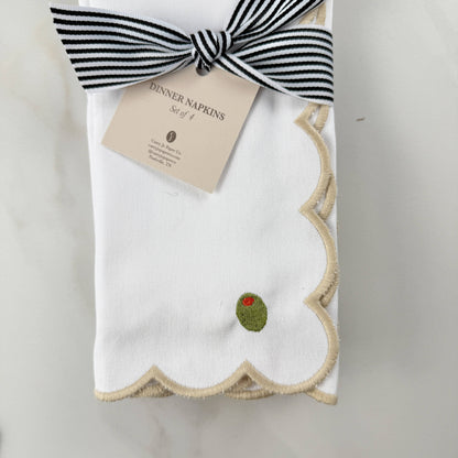 Scalloped Olive Embroidered Dinner Napkin Set