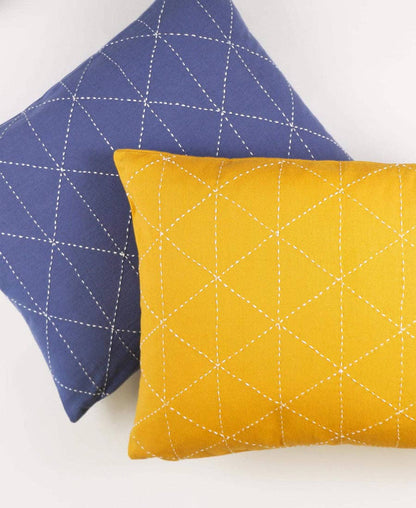 Small Graph Throw Pillow: Saffron