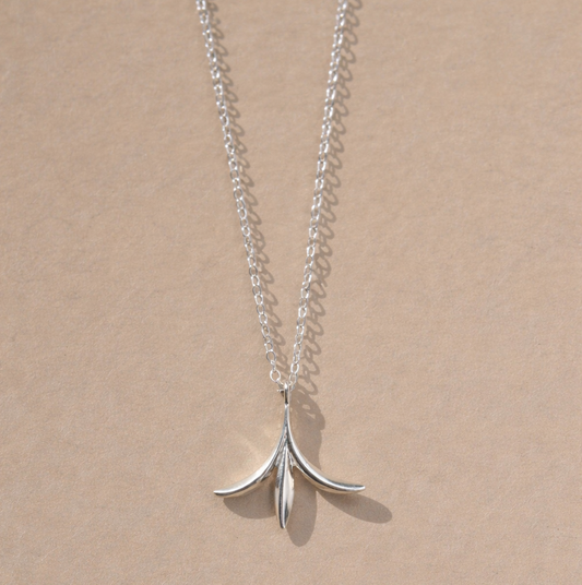 Faye Necklace: 20" / Sterling Silver