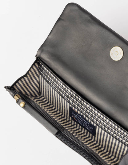 Pau's Pouch - Black Woven Leather