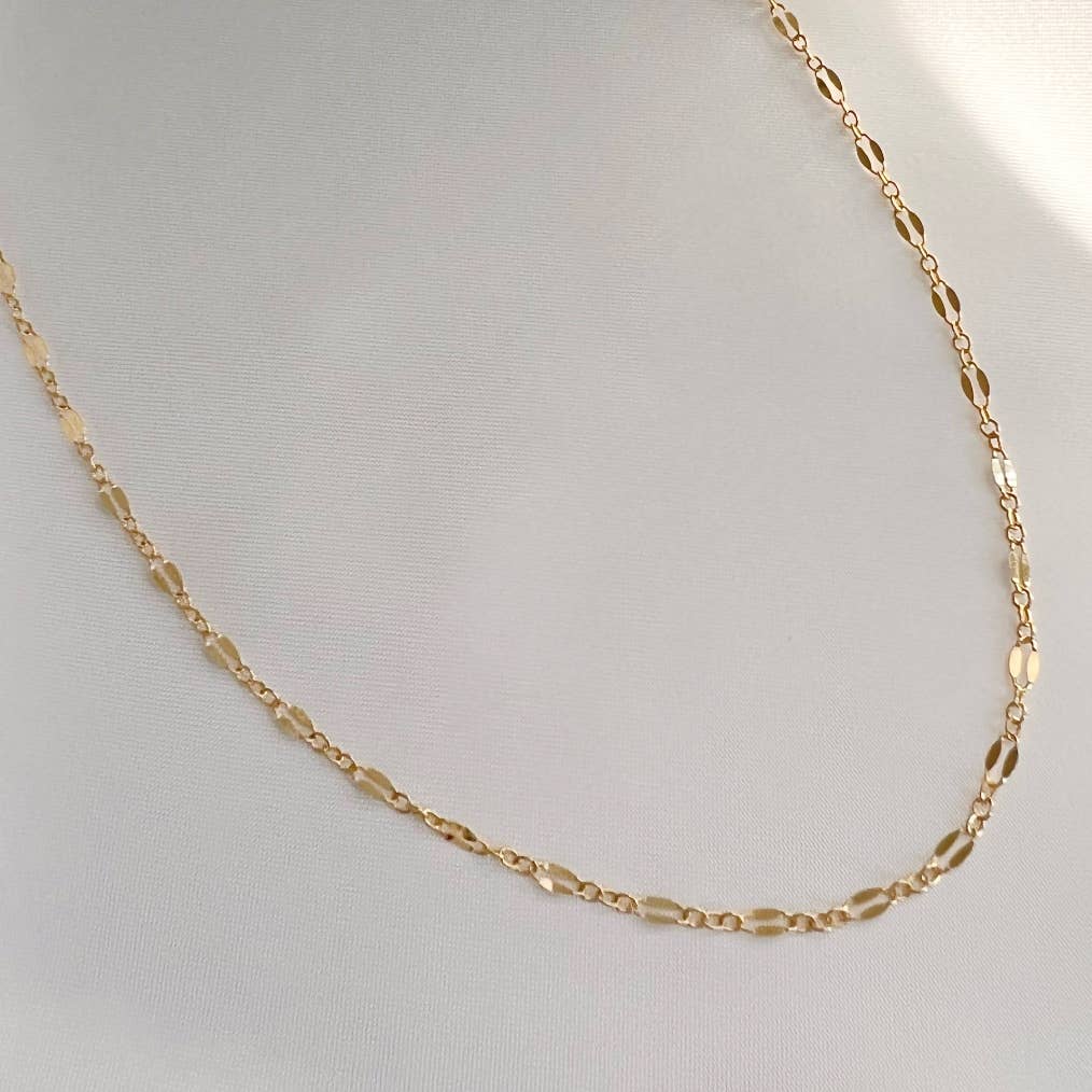 Kamryn Dapped Sequin Layering Chain Necklace Gold Filled: 16”