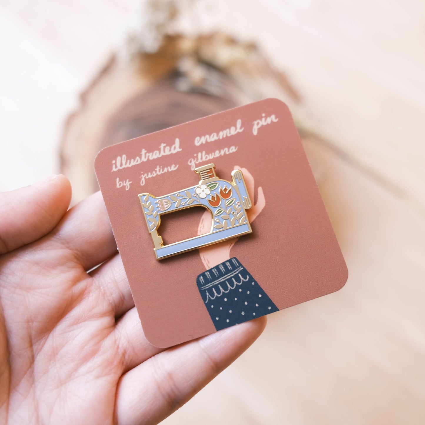 Sewing Machine (Blue) Enamel Pin