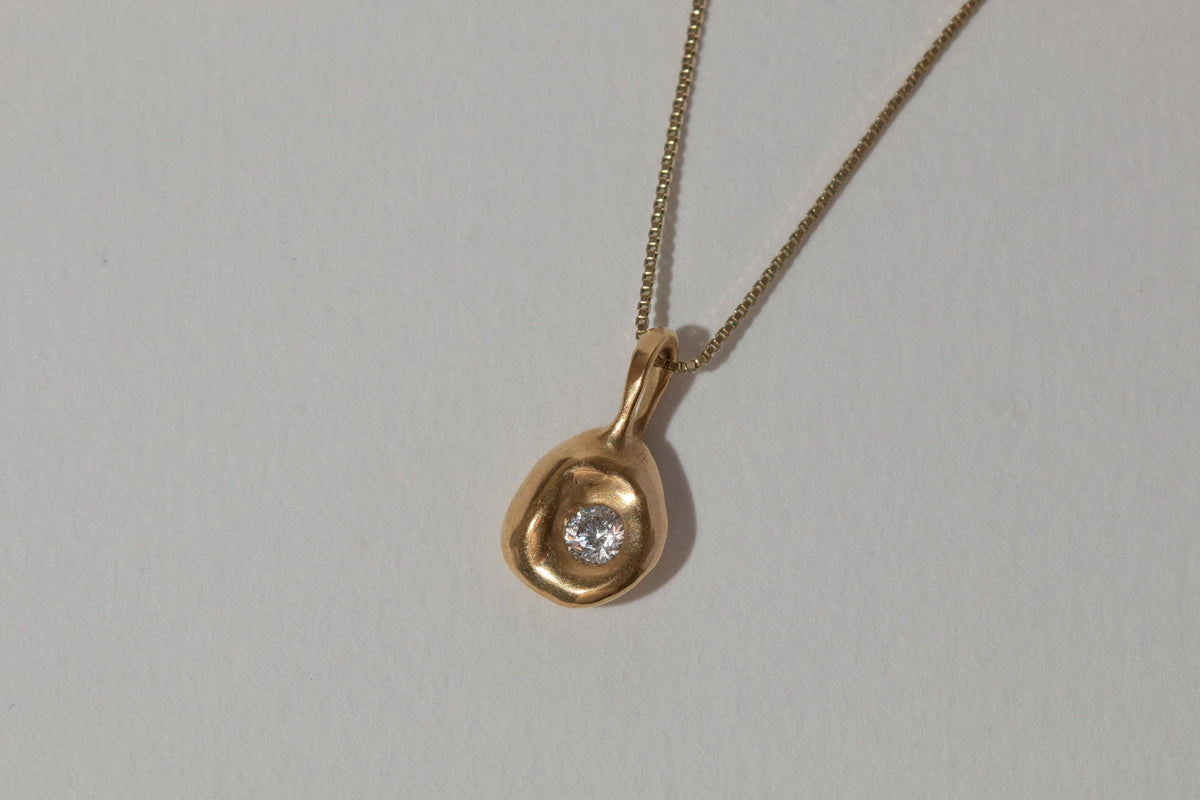 YEWŌ Collective - Pebble Necklace: Olive