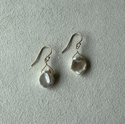 Keshi Pearl Earrings / 14k gold
