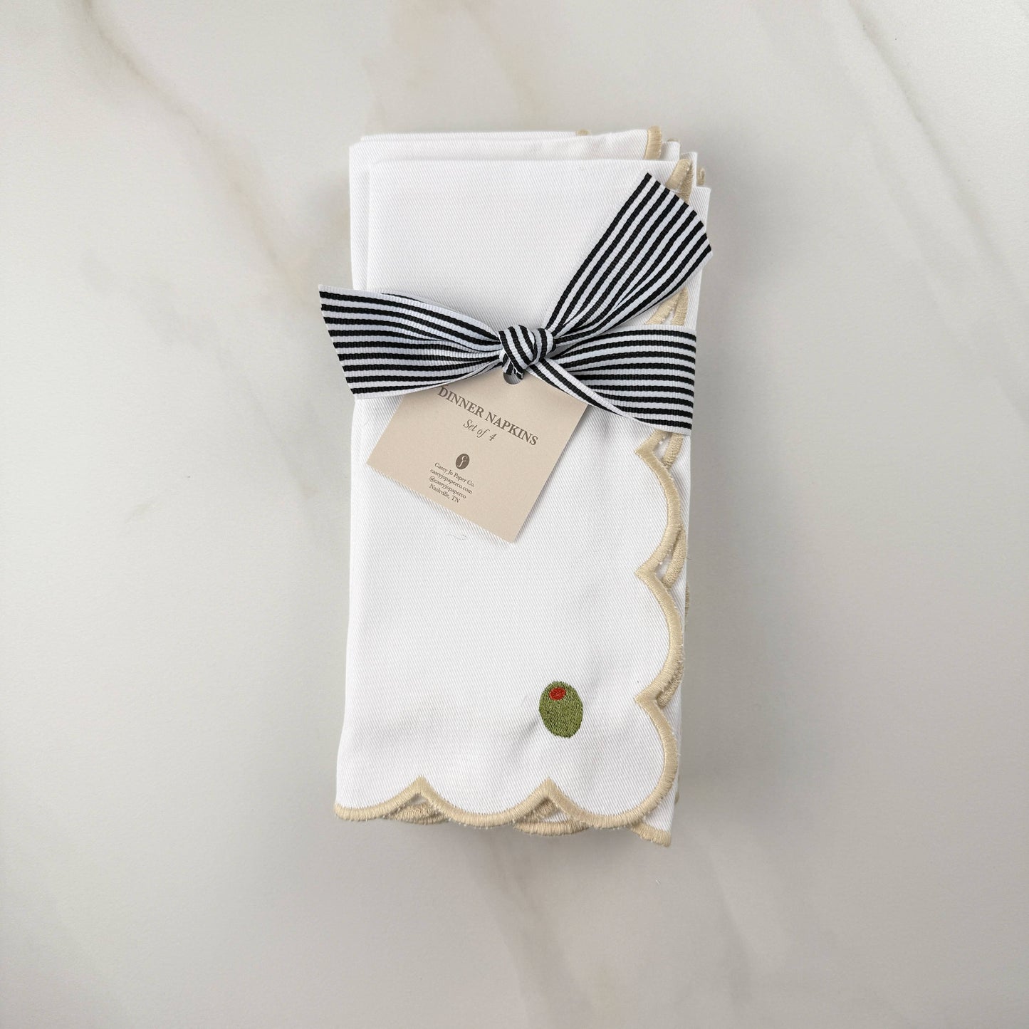 Scalloped Olive Embroidered Dinner Napkin Set