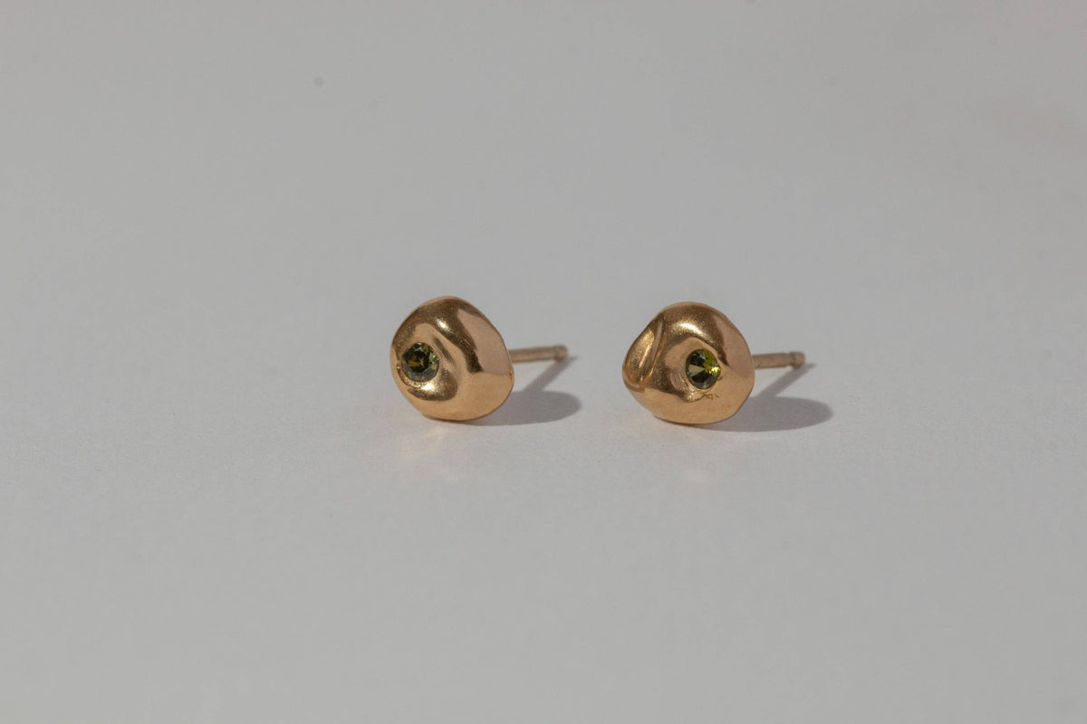 YEWŌ Collective - Pebble Studs: Clear