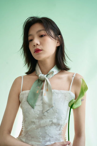 Lily Silk Twilly Scarf: Green