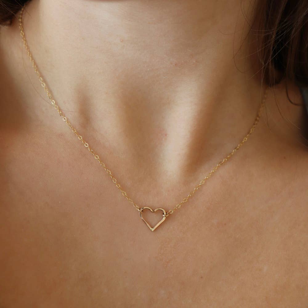 Amour Necklace | Sterling Silver / 18"