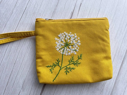 Daisy Embroidered Pouch