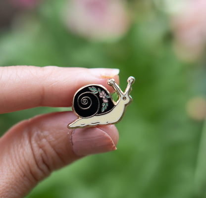 Garden Snail Pin