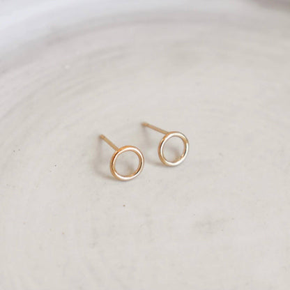 Circle Stud Earrings in 14k Gold Fill