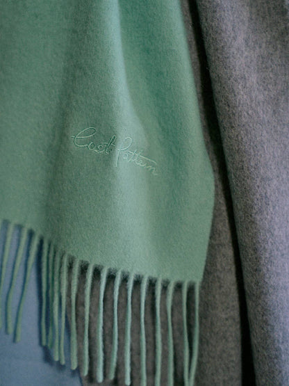 Lost Pattern NYC - "Lost in Warmth" Classic Cashmere Scarf - Green: Green