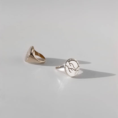 Silver Lining Circle Signet Ring