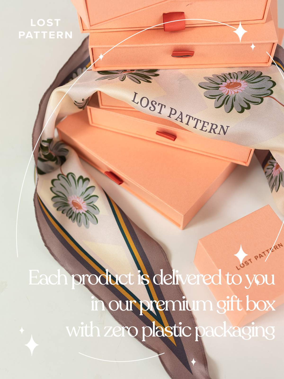 Daisy Silk Diamond Neckerchief: Agate Grey