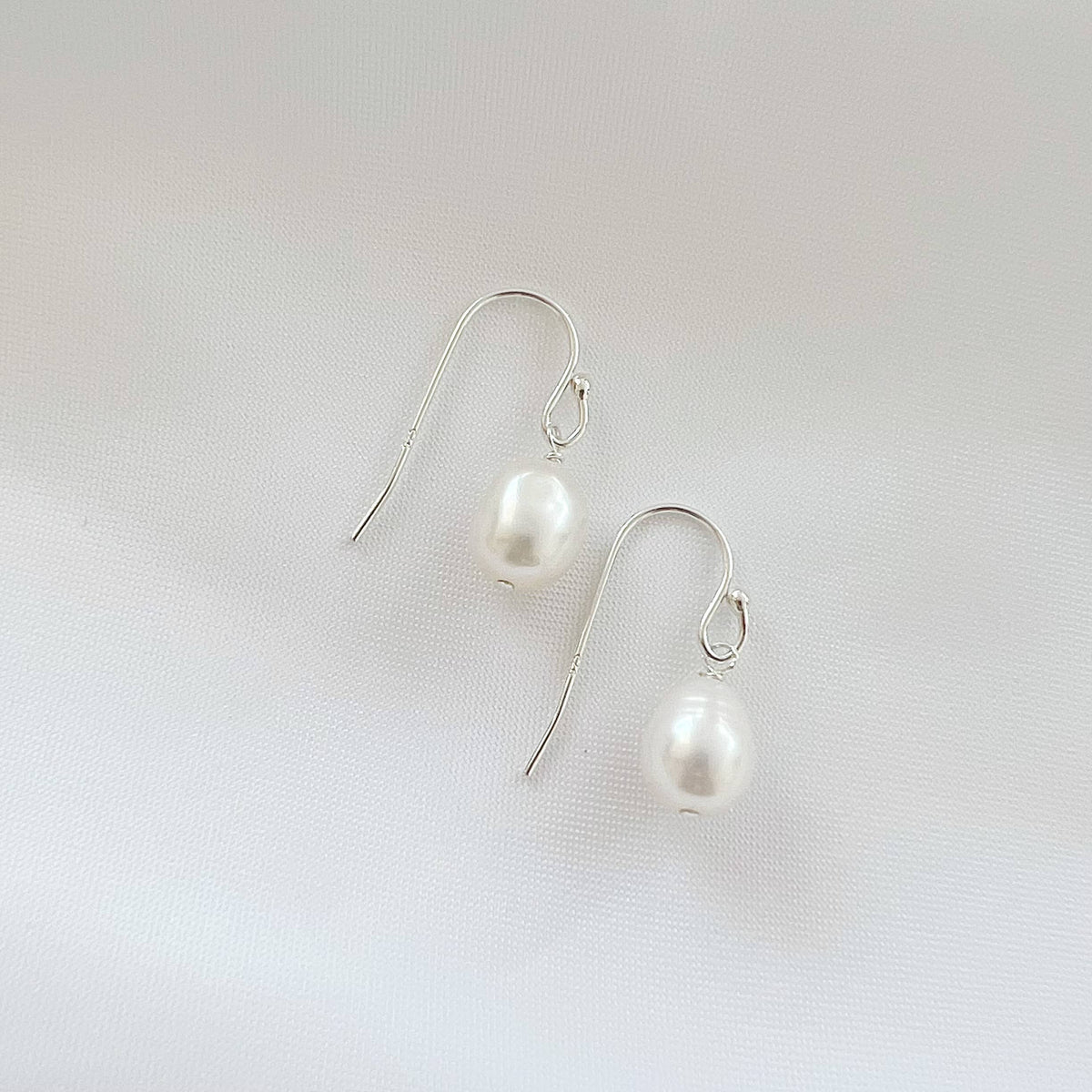 Freshwater Pearl Dangle Earrings Gold Filled