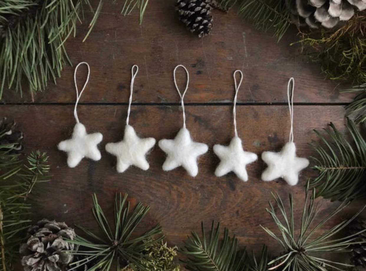 Felted Wool Star Ornament: Snowberry White