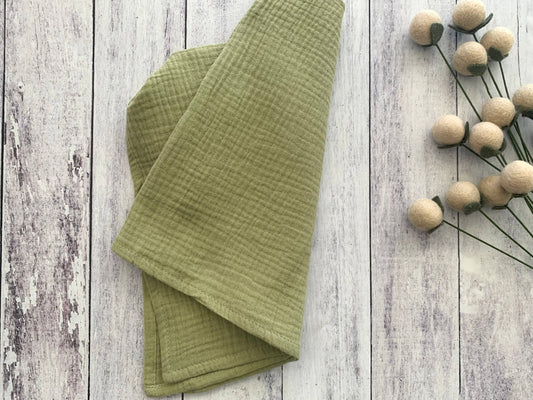 Sage Green Crinkle Cloth Napkin Set