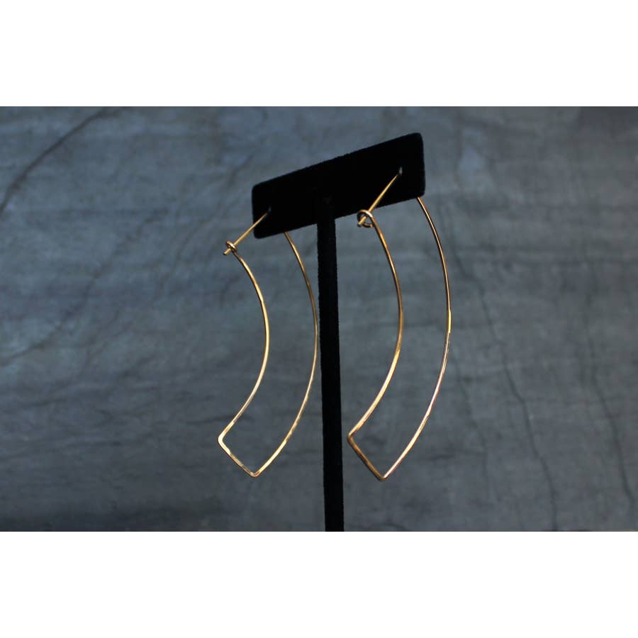 Curve Earrings