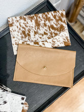 Load image into Gallery viewer, Leather Envelope Wallet
